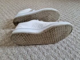 Boty Adidas 36 2/3 tenisky - 8
