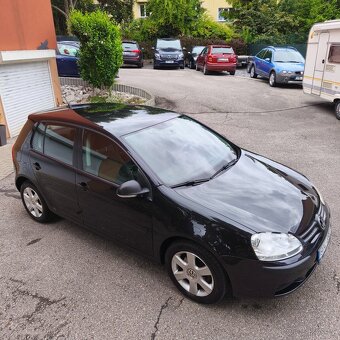 Volkswagen Golf V 1.4 16V 59kw, poctivých 149tkm, bez koroze - 8