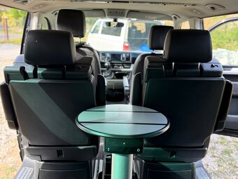 VW Multivan T6 HIGHLINE 7 míst - 8