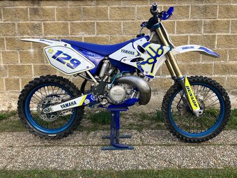 YAMAHA YZ 250 - 8