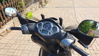 Yamaha X-city 250, r.v. 2011 - 8