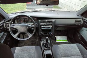 49.000km Toyota Carina E 2.0i, KLIMA-Bez Koroze-Servis 40k - 8