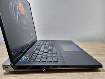 18" 4K_MSI TITAN 18 HX_i9-14900HX_64GB_4TB_RTX 4080 12GB - 8