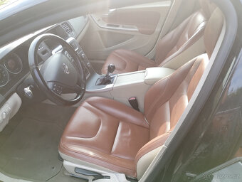 Volvo V60 D3, volví 5válec, r. v. 2012, serviska - 8