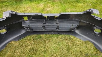 Nissan Qashqai I 2006 - 2010 - Predny naraznik 62022-JD00H - 8