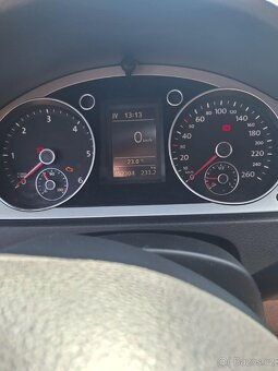 Wolksvagen Passat - 8