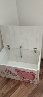 Dětská postýlka + bedna - 8