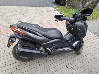 Skútr Yamaha X-max 300 - 8