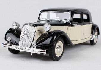 Model 1:18 Rarita Citroen DSC 21 Break od Norev - 8