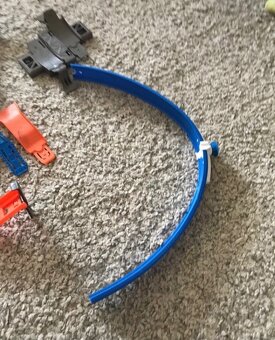 Hotwheels díly k autodráze - 8