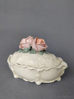 Krásná porcelánová dóza s růžemi od Karl Ens (1919-1945) - 8