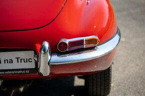 Jaguar E-type 4.2 Serie I - 8