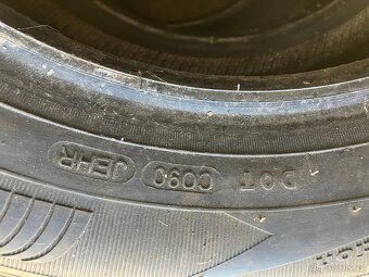 Prodám pneumatiky 185/60R15 - 8