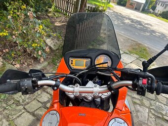 KTM 950 Adventure - 8