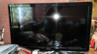 Televize Philips uhl. 100cm + set top box DVB-T2 EMOS - 8