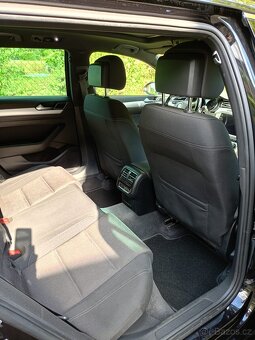 Passat B8 2.0 TDI LED Matrix, sklopné tažné, panorama - 8