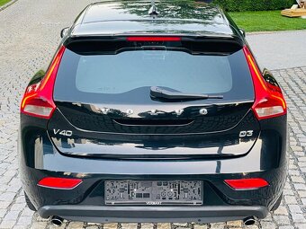 Volvo V40 2.0 D3 5VÁLEC 110KW MANUÁL LED SENZORY BEZ KOROZE - 8