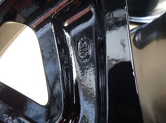 Alu disky černé origo Kia 17", 5x114.3 , ET 40, šířka 6,5J - 8