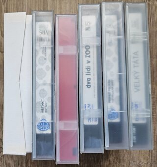 PRODÁM SADU 24KS FILMŮ NA ORIGINÁLNÍCH VHS - SUPER STAV - 8