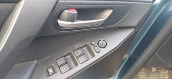 Mazda 3 BL 1.6i 77 kW / 2011 - 8