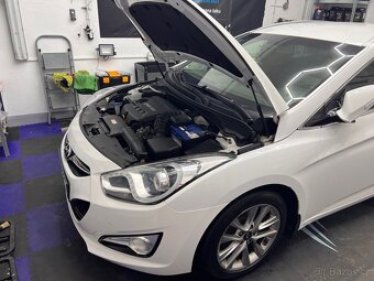 Prodám Hyundai i40 Combi 1.7 CRDi - 8