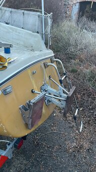 Loď s vlekem bez Tp - 8