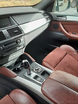 Prodám havarované Bmw X6 4.0d bez motoru - 8