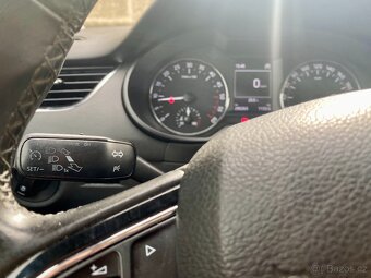 Škoda Octavia 1.6TDI 4x4 tažné, kessy, tempomat, výhřev - 8