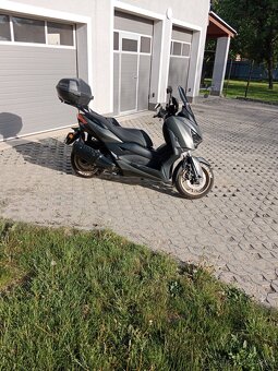 Yamaha xmax 300 Tech max - 8