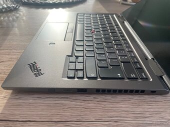 konvertibilní Lenovo ThinkPad X1 Yoga 5th - i7-10610 / 16GB - 8