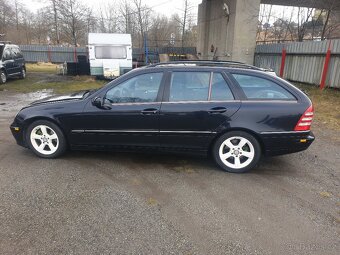 mercedes benz C 3.0 benzín 4 x 4 6V - 8