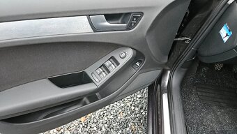 AUDI A4 B8 2.0 TDI 105 kW - 8