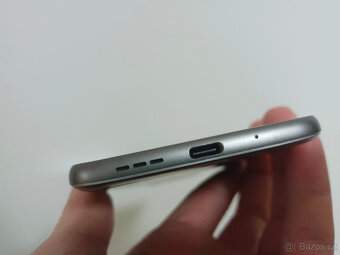 Mobil LG G5 SE H840, 3/32 GB, pěkný stav - 8