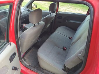 Dacia Logan MCV 1.5 dci, ČR, 7 míst - 8
