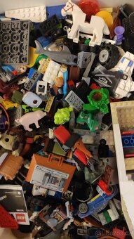 Lego volné, směs kostek a figurek - 8
