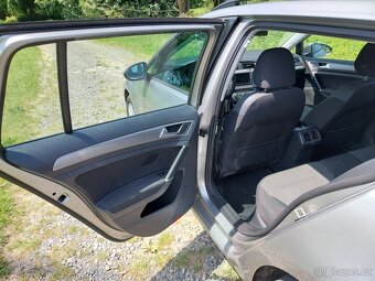 Wv Golf 1.6 tdi. 2017 manuál, najeto 211000km. - 8
