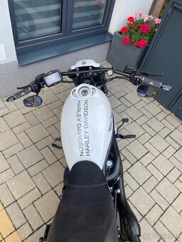 Harley Davidson V Rod - zadní kolo 300 - 8