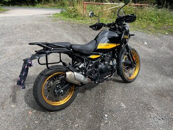 Royal Enfield Himalayan 452 - 8