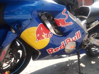 Honda CBR600F 4 - 8