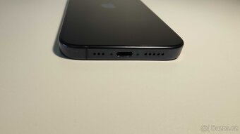 Apple iPhone 15 Pro 256GB, modrý titan - 8