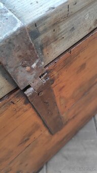 Velká dřevěná truhla - 8