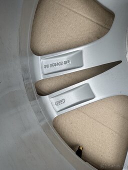 2ks alu disků audi r18 - 8