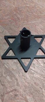 Stojánek na vánoční stromek - 8