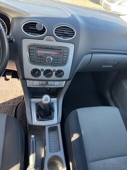 Ford Focus II Facelift - 8