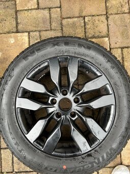 Sada zimních pneumatik i s disky : 225/55 R16 99H XL - 8