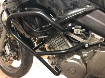 YAMAHA TDM 850 - 8