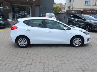 Kia Ceed HB 1.4CRDi 66kW ČR 1MAJITEL SERVISKA - 8