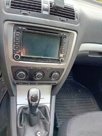 Škoda Octavia II 1.6 tdi První majitel - 8