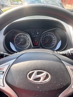 Hyundai ix20 - 8