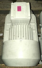 Elektromotory Siemens a Techtopp vhodné na cirkulárku - 8